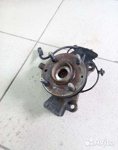 Кулак передний правый Kia Picanto 3 JA