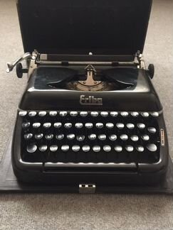 Печатная машинка erika Германия