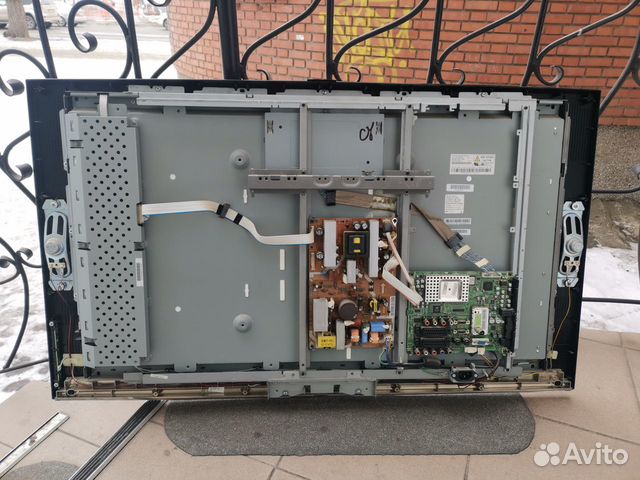 Телевизор Samsung LE37S81B (Разбор)(По запчастям)