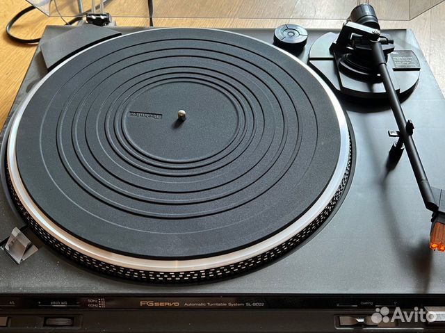 Виниловый проигрыватель Technics SL-BD22