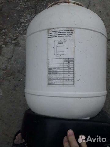 Бак для фильтра воды в бассейне