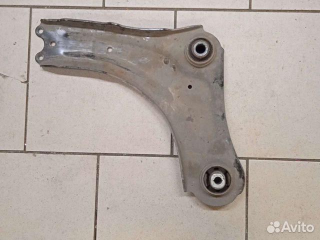 Рычаг передний левый renault fluence megane 3