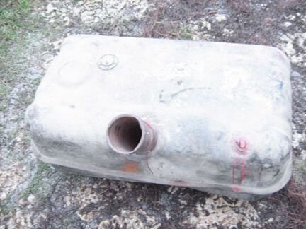 Топливный бак на авто. ЗИЛ газ