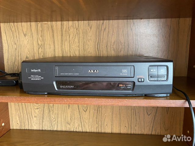 Видеомагнитофон акай akai