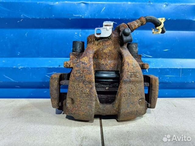 Суппорт передний левый Fiat Brava 1 1.6 182A4.000