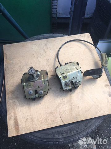 Форд Фокус-1 Замок на крышку багажника