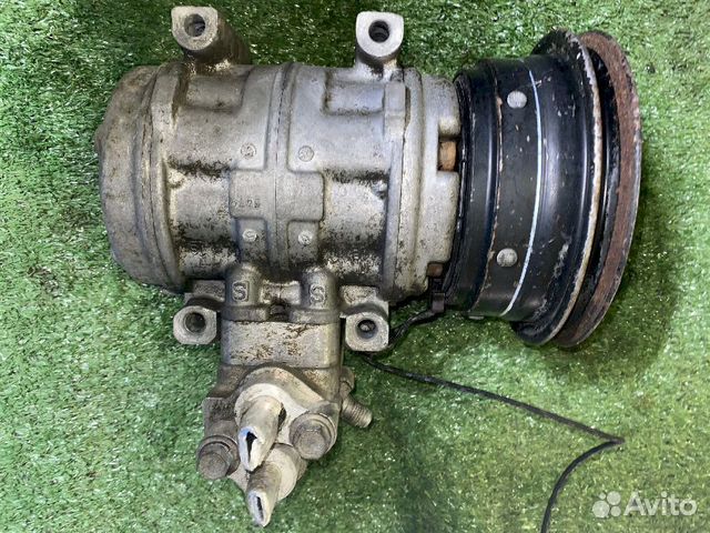 Компрессор кондиционера 4D65 Mitsubishi CSA201A124