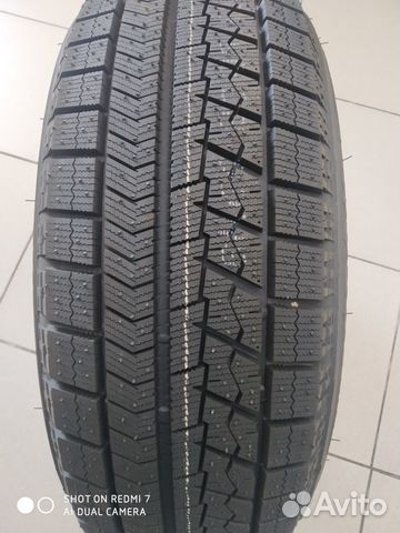 Bridgestone Blizzak VRX 225/45 R18
