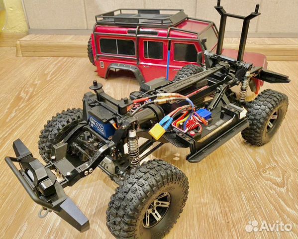 Traxxas Trx-4 Defender 4x4 TRA82056-4-R