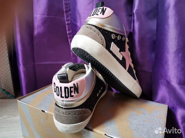 Кроссовки женские Golden Goose