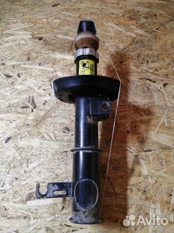 Амортизатор подвески передний правый Chevrolet