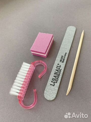 Одноразовый набор для маникюра и педикюра