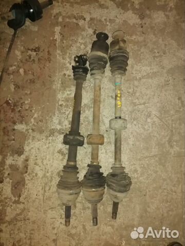 Привод правый шрус Renault Logan