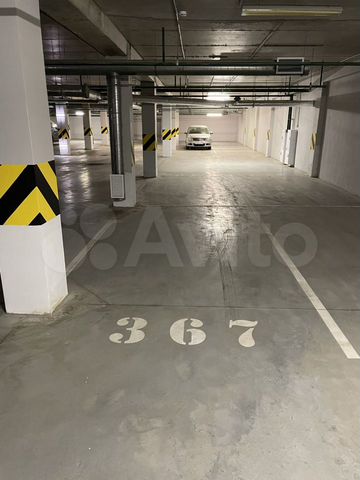 Машиноместо, 13 м²