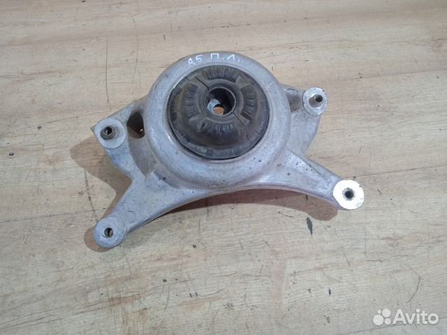 Опора амортизатора передняя левая Audi A5 купе 3.2