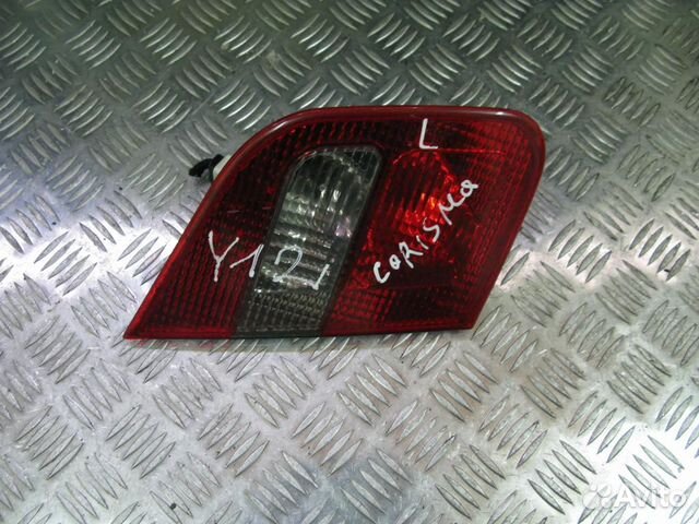 Фонарь внутренний левый Мицубиси Каризма MR485475