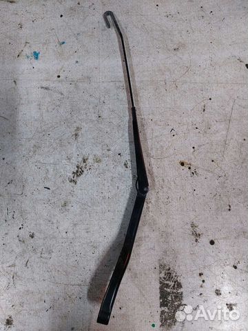 Поводок стеклоочистителя правый audi a8 d2