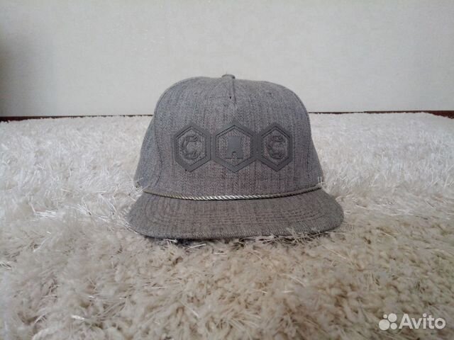 Кепка crooks and castles