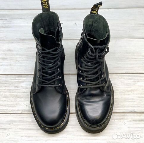 Ремонт ботинок DR.Martens