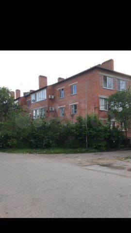2-к. квартира, 50 м², 3/3 эт.