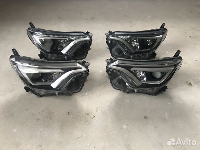 Toyota rav 4 фары передние в ассортименте оригинал