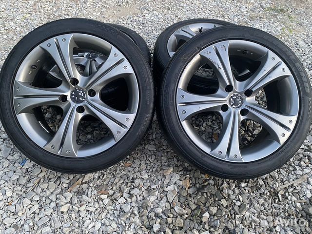 Supermax HWY 215/45 R17 91