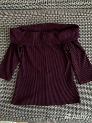 Джемпер с открытыми плечами