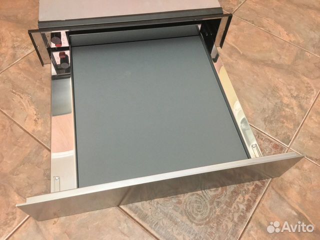 Новый подогреватель для посуды Electrolux