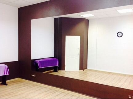 Аренда танцевального зала 1 минута от метро