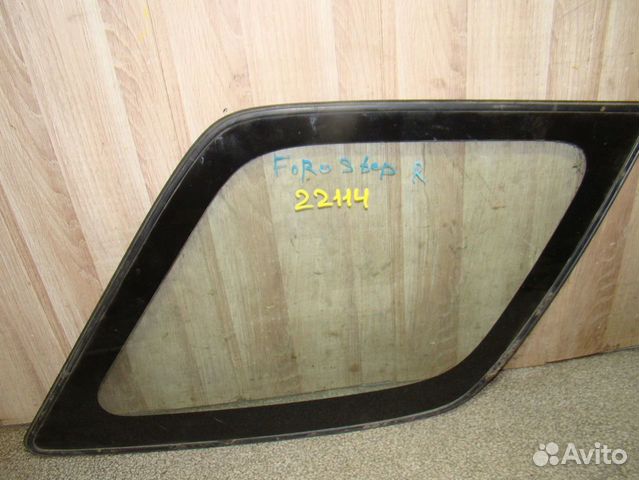 Стекло кузовное глухое правое Subaru Forester 3