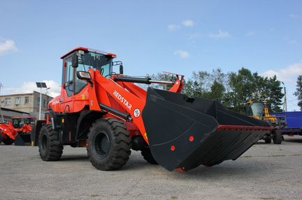 Фронтальный погрузчик Redstar 2500GTS, 2023
