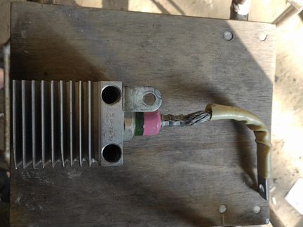 Диод в200-3 с радиаторов