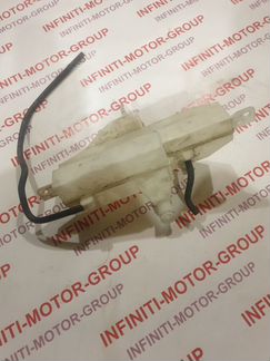Infiniti M M25 M37 M56 Q70 расширительный бачок