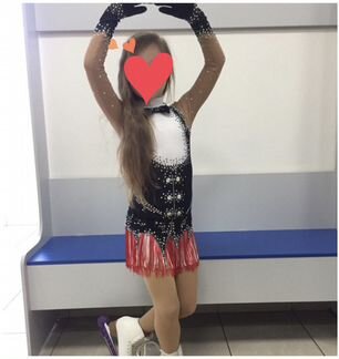 Костюм для фигурного катания