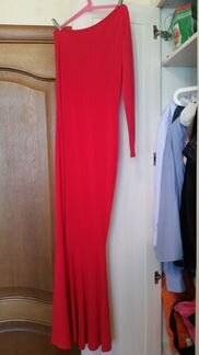 Красивое красное платье в пол новое