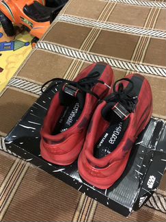 Кроссовки фирмы adidas Star Wars р.36