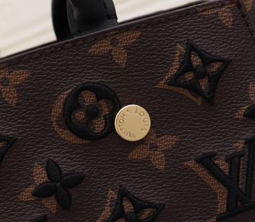 Женская сумка Louis Vuitton через плечо кожа