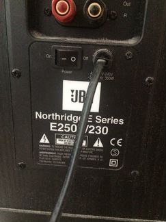 Сабвуфер JBL E250P/230