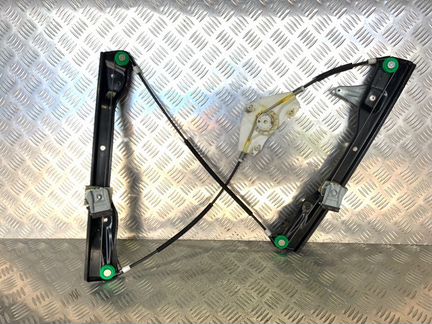 Стеклоподъемник передний левый Volkswagen Passat