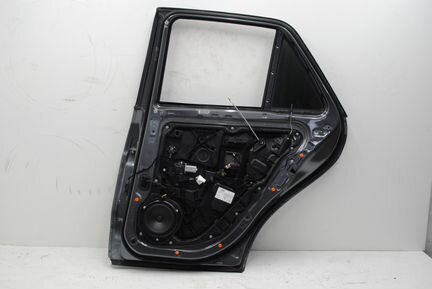 Дверь задняя правая голая Mercedes W166 ML/GLE