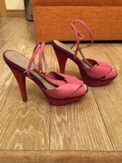Яркие розово-красные туфли 39-40 Zara