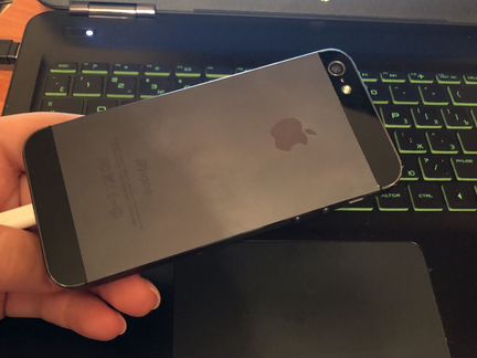Продам iPhone 5 32gb