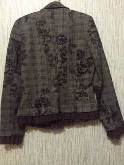 Костюм женский