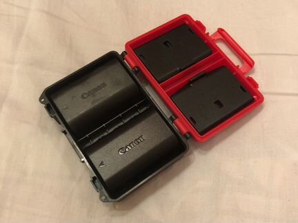 Бокс кейс для хранения sd карт памятей и аккумулят