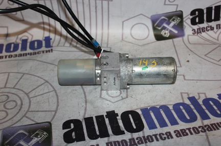 Насос гидравлический Mercedes-Benz S-класс, W221