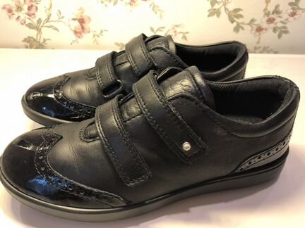 Осенние полуботинки ecco р.33