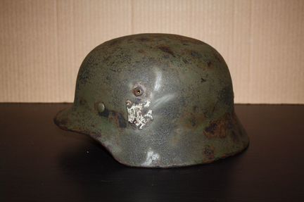 Стальной шлем немецкого пехотинца образца 1935 год