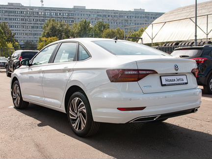 Volkswagen Jetta 1.6 AT, 2020