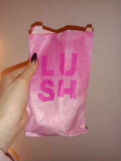 Бомбочка lush для ванны