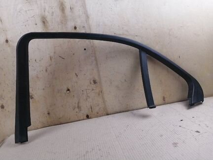 Обшивка двери задняя правая Mercedes-Benz C-Class